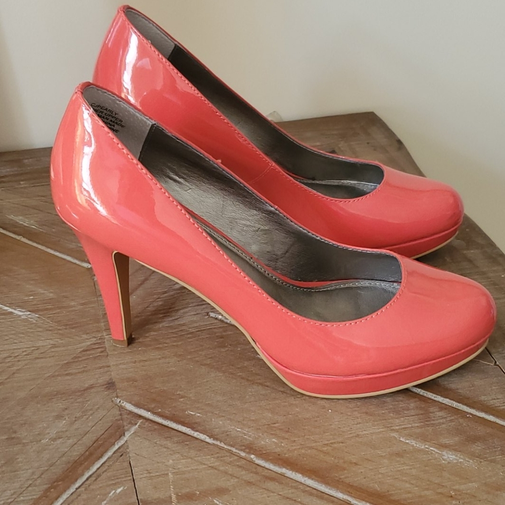 Tangerine patent leather platform heels